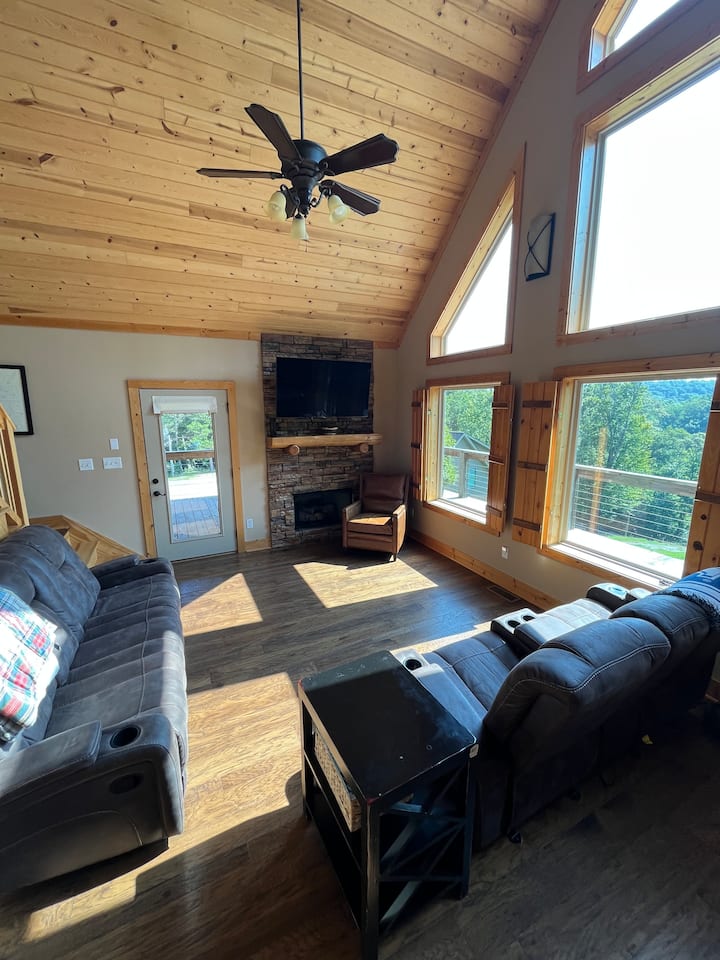 Mammoth Cave Nolin Lake Cabins for Rent in Cub Run, Kentucky, United States Airbnb