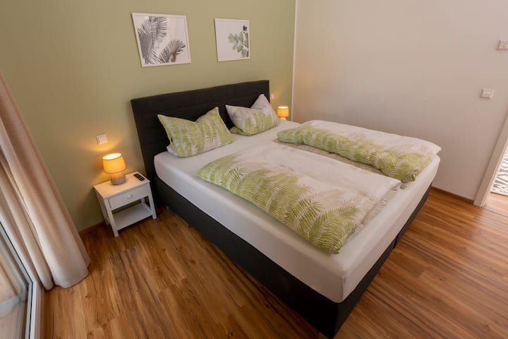 Chumba cha kwanza cha kulala