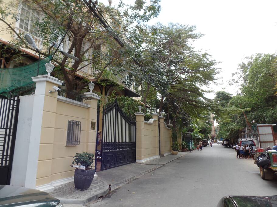 Street 9 is the is right at the heart of the city, yet quiet