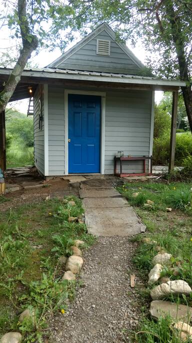 Bathhouse: 2 Private Rooms