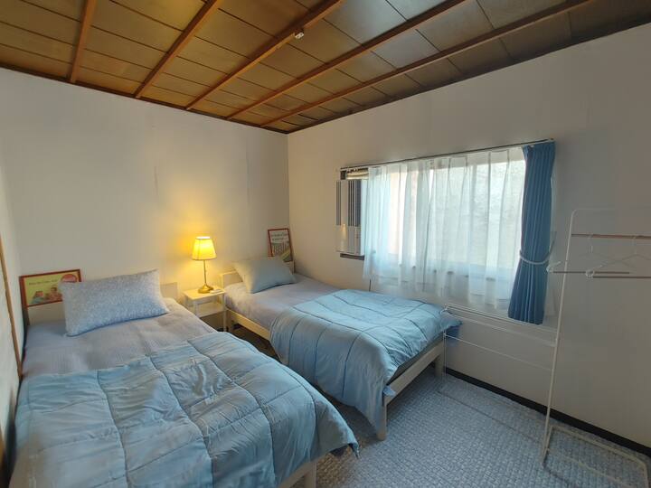 Wir stellen saubere und komfortable Bettwäsche zur Verfügung.