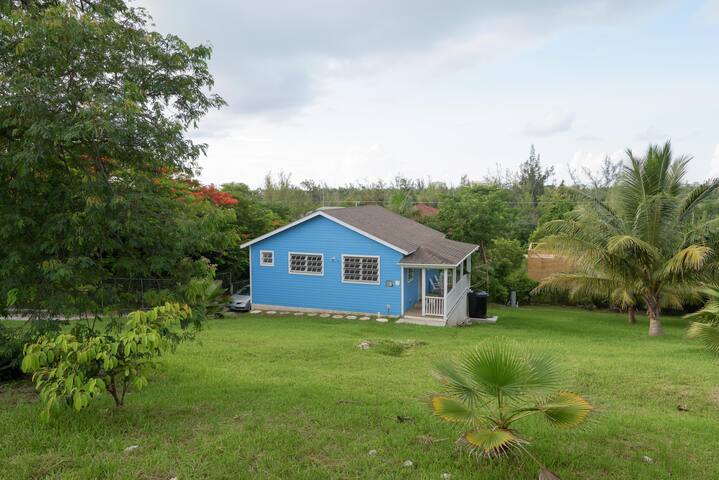 Hidden Gem - Private Studio in Quiet Neighborhood