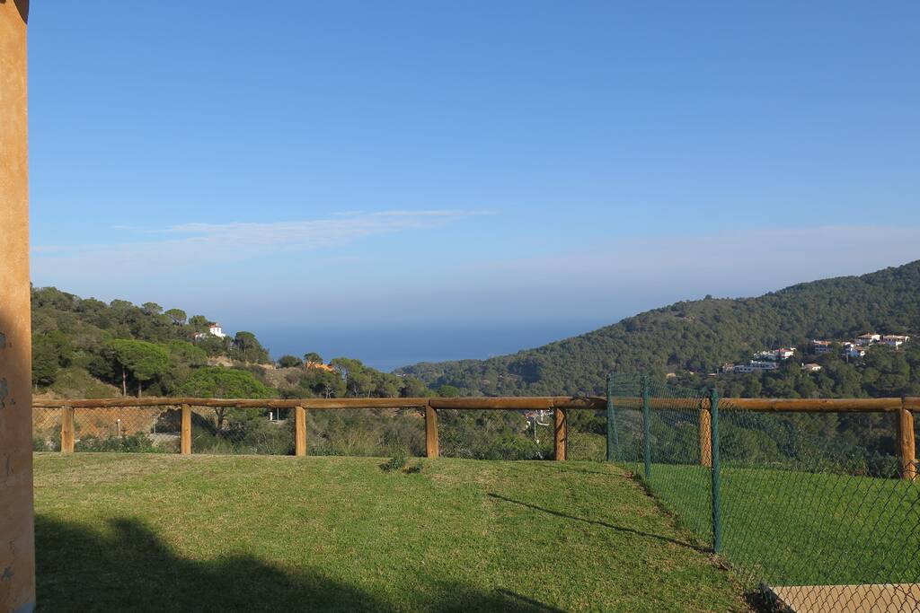 Grass and garden area facing the Mediterranean