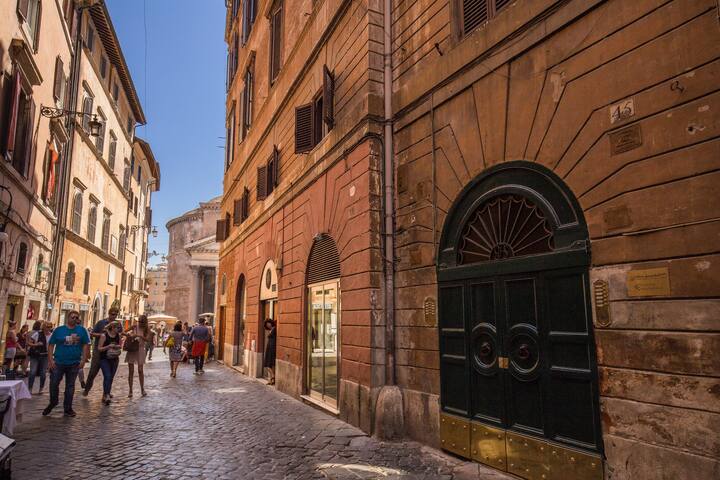 1 Min to Pantheon – Designer 2BR Apt with 3 AC gallery image 5