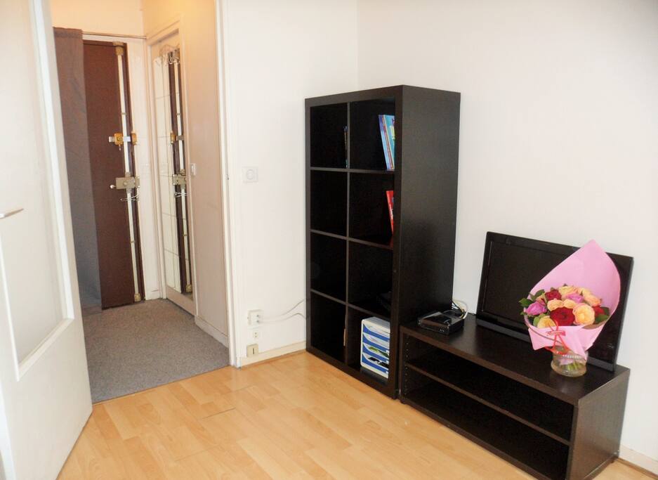 TV, furniture