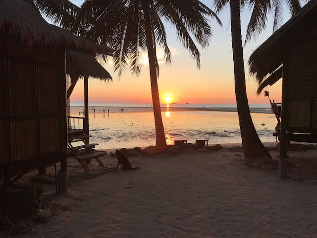 Castaway Beach Bungalows 2 - Amazing Sunsets!