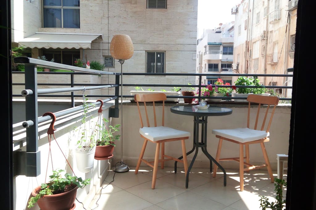 balcony