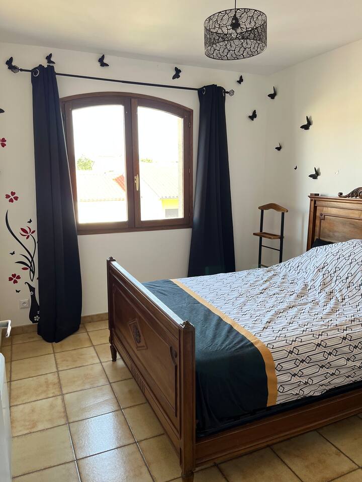 საძინებელი 1