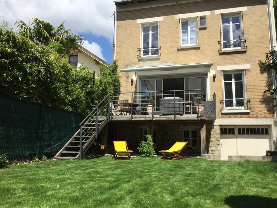 Terrasse avec accès au jardin