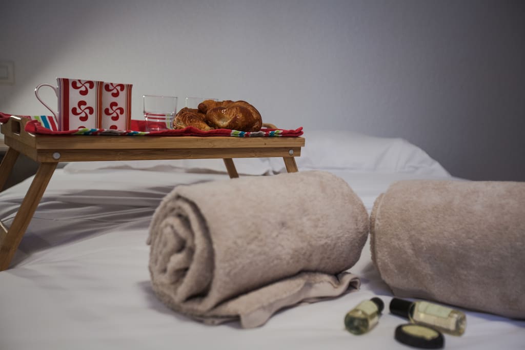 Chambre avec lit double