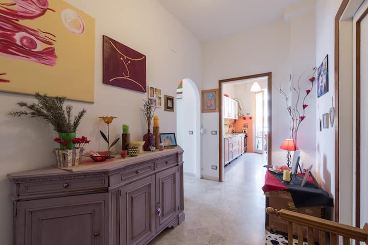 Nice romantic room in Florence
