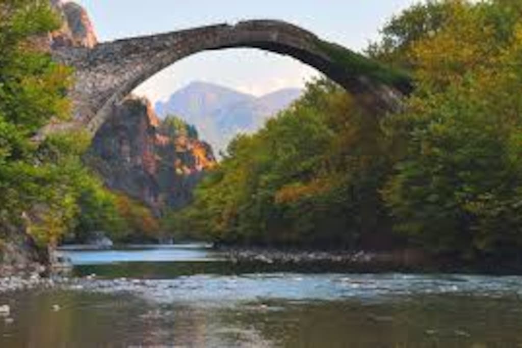 Aoos or Konitsa Bridge