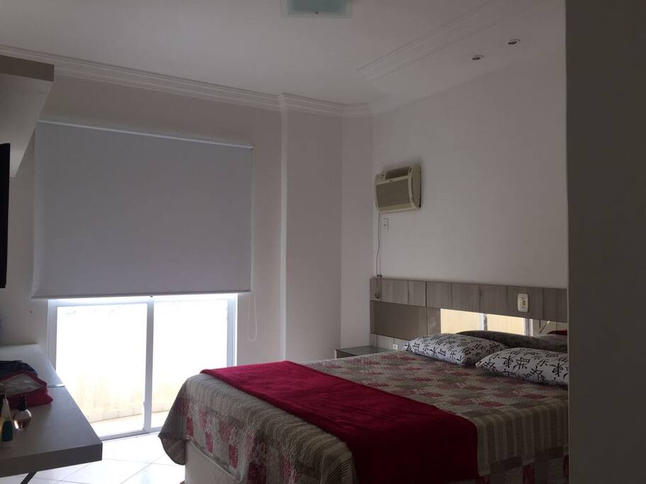 Suite com cama de casal