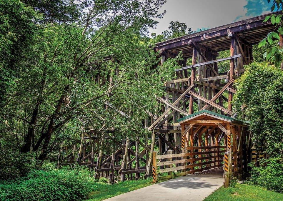 Atlanta Beltline Walking Trail - Entrance on Ardmore Dr.