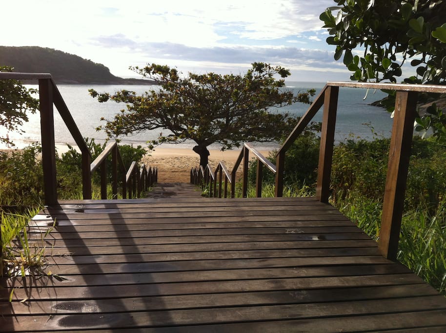Praia da Bacutia - Enseada Azul