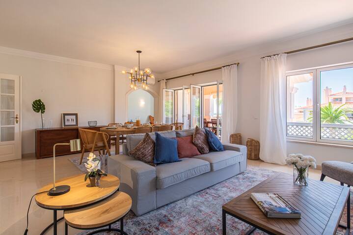 Luxury Colina Park gallery image 2