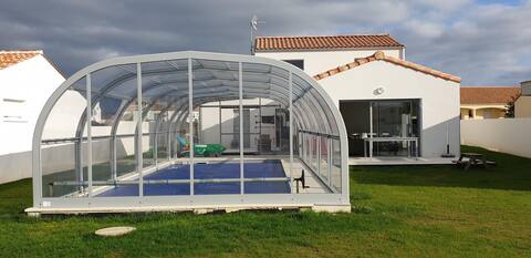 Family home with 4* * ** heated pool