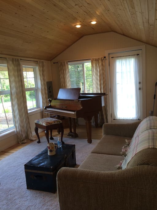 Baby grand for those that feel inspired.