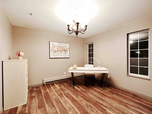 UBC forest trailhead villa ,beaches within walking gallery image 4