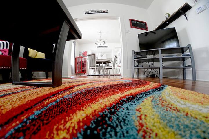 Awesome Getaway Alamo dome, Riverwalk Convention!