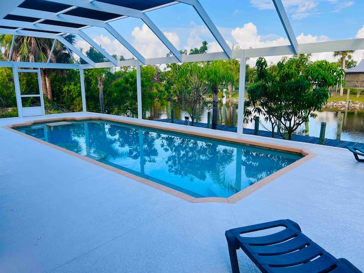 Waterfront Pool Duplex South Gulf Cove Townhouses for Rent in Port Charlotte, Florida, United