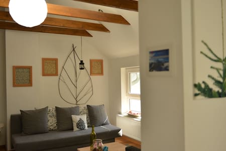 Cozy Heidelberg Hilltop Retreat