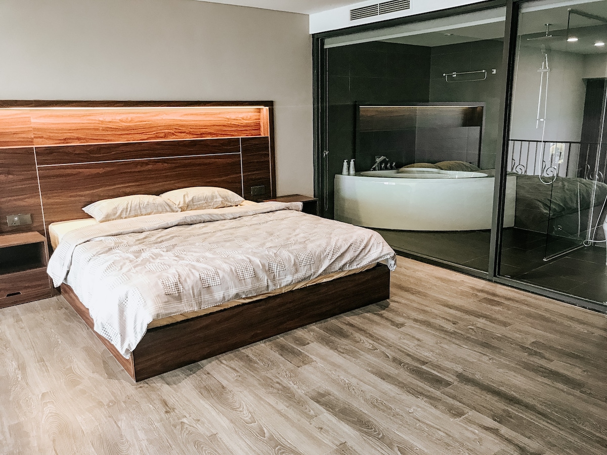 Хидромасажна вана 