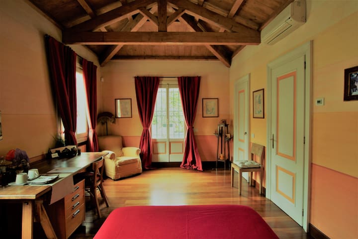 Amazing loft close to San Babila