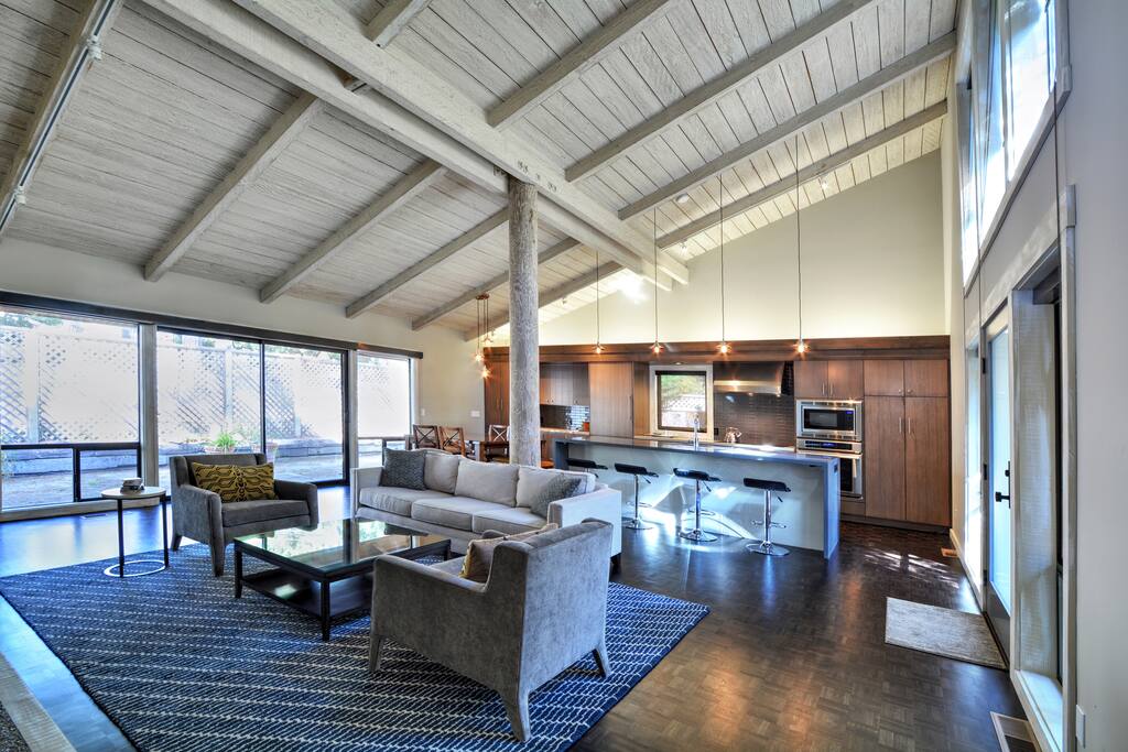 Great room for gathering