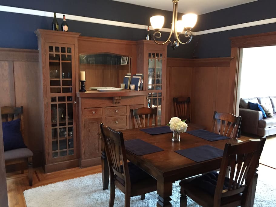 Formal dining room