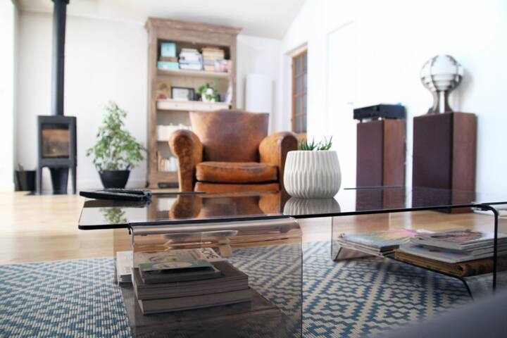 Bordeaux : Maison de ville avec piscine au calme gallery image 2