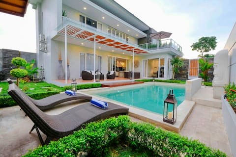 Villa Arusha Jogja; a private pool villa.