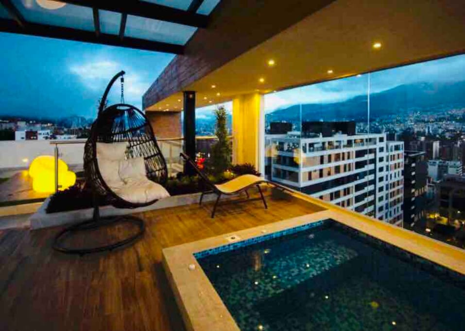 Luxury Suite in Quito. Jacuzzi, Sauna, Turco. Apartments for Rent in Quito, Pichincha, Ecuador