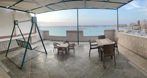 Feeling Better at L'amour Hotel