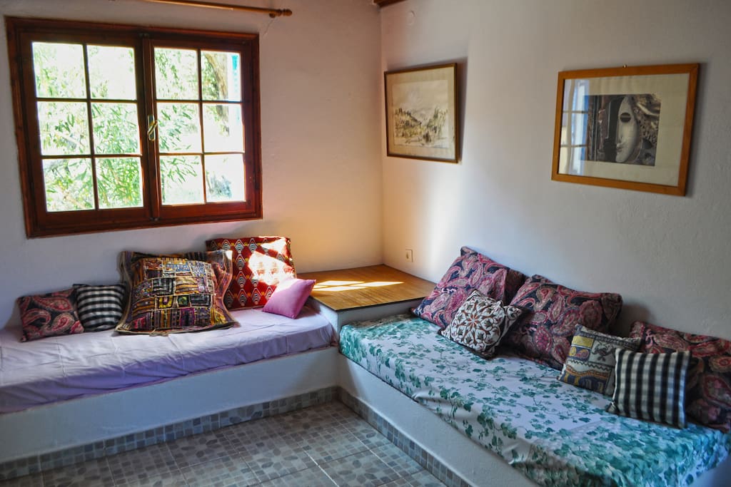 Lounge/Bedroom 3