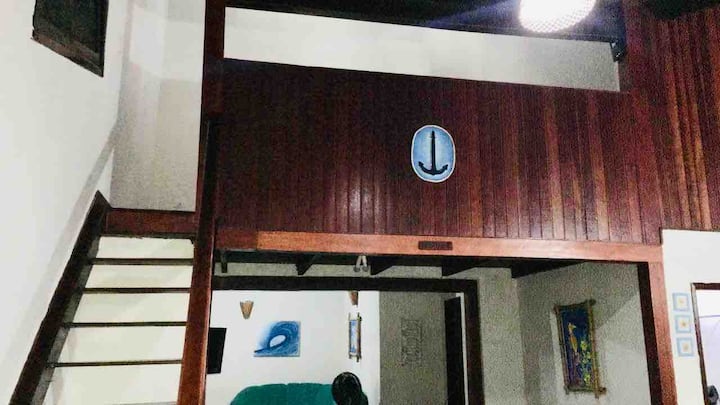 Dhomë private mesanine