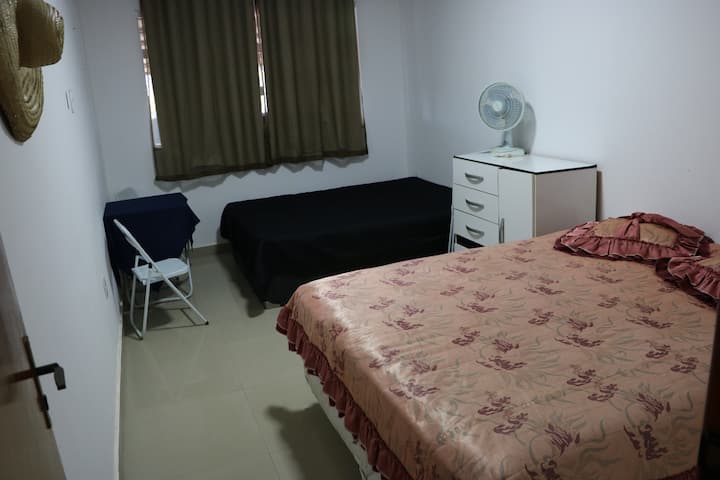 1 ห้องนอน - ห้องสไตล์ชนบท