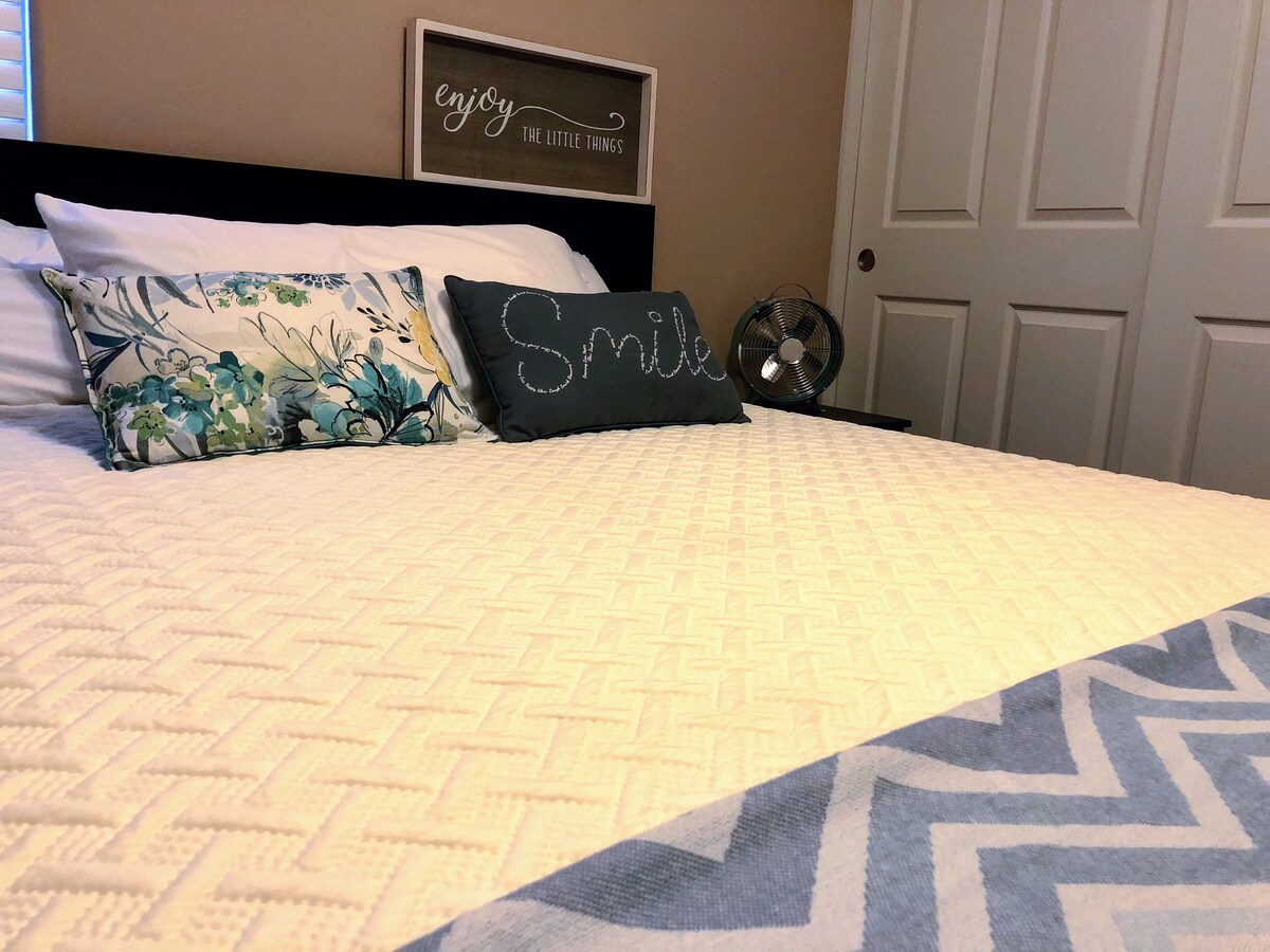 3. spavaća soba - udoban bračni krevet (širine 150-179 cm)
