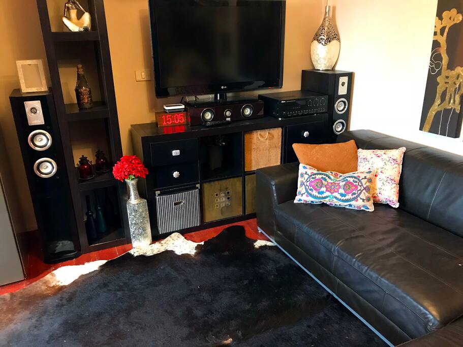 SALA DE ESTAR & TV