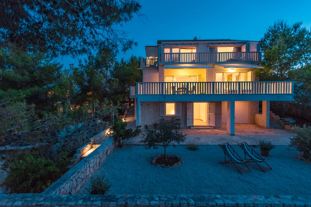 house by night...