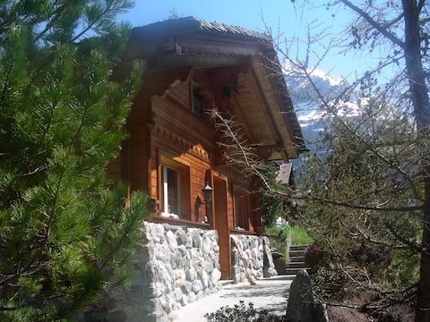 Successful Airbnb property: Cosy Chalet with mountain view in Grindelwald