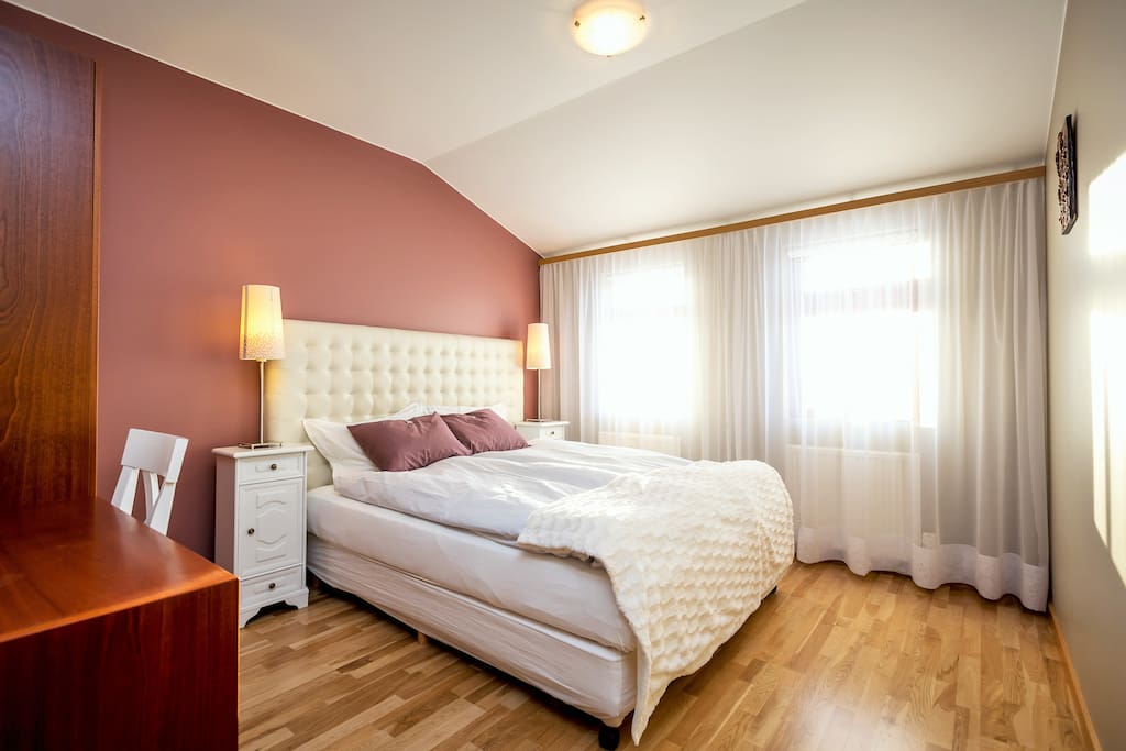 one of the 8 en-suite bedrooms
