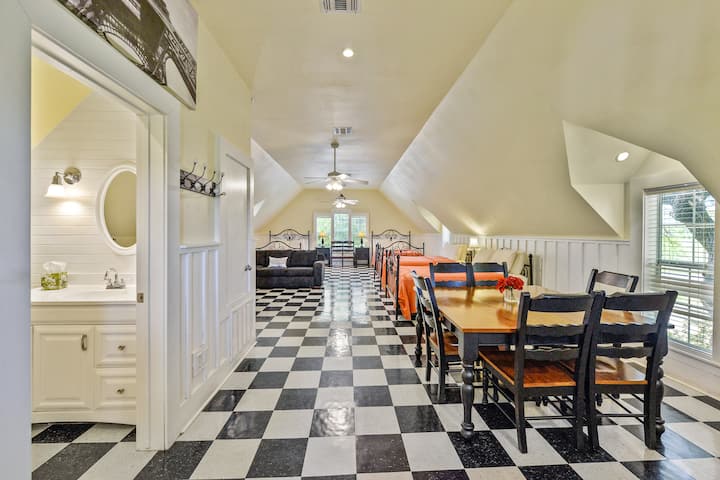 Habitación de París con capacidad para 10 personas, ideal para niños