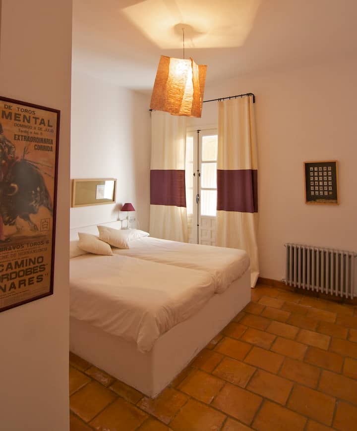 საძინებელი 4