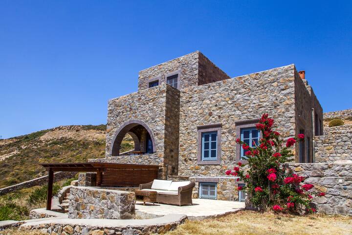 Calmness and Spiritual Patmos Villa, 4BR, 150m SEA gallery image 3