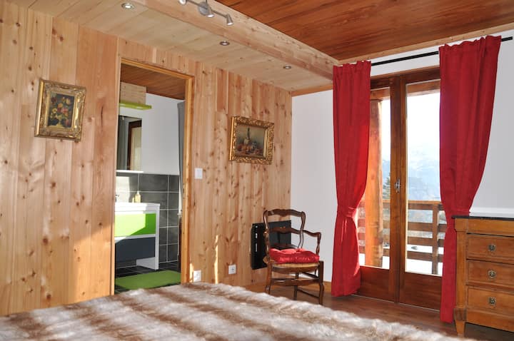 Chumba cha kulala cha 1 kwenye ghorofa ya 1
Vitanda 2 katika 90/2M au kitanda 1 katika 180/2M