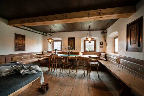 Original Tyrolean CABIN, top renovated, so cute!