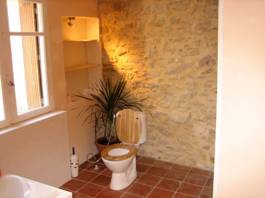 Main bathroom