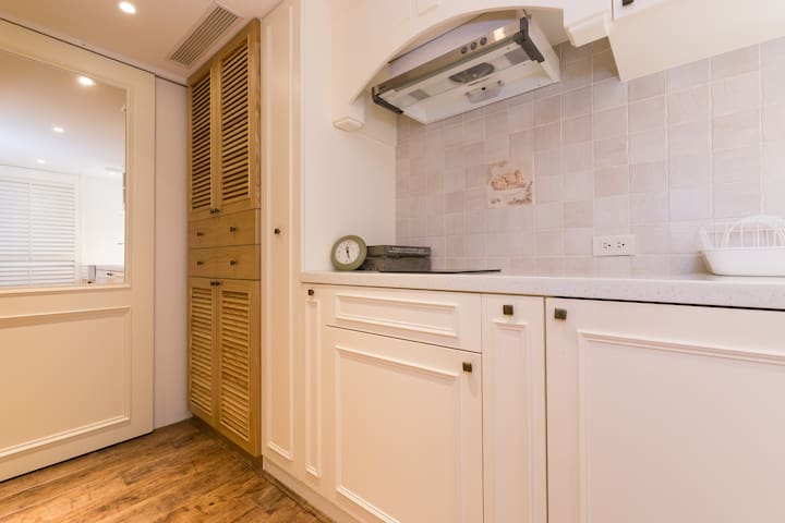 (J) Daan MRT 2 mins, near 101 with Lift & Gym