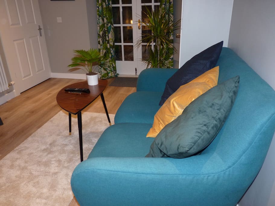 Cosy 2-seater sofa